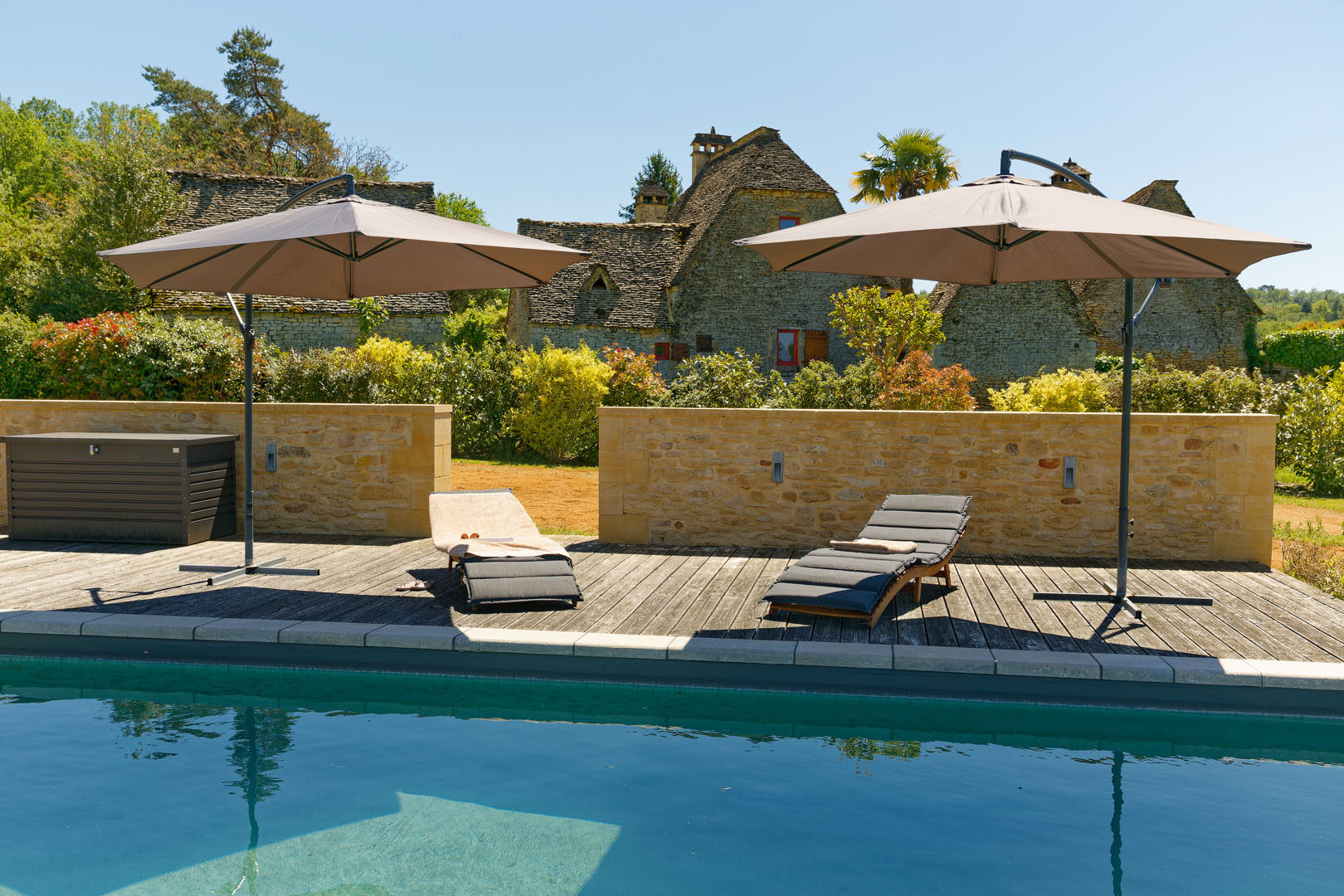 Daurèa chambres dhotes piscine proche sarlat montignac piscine exterieure (4)